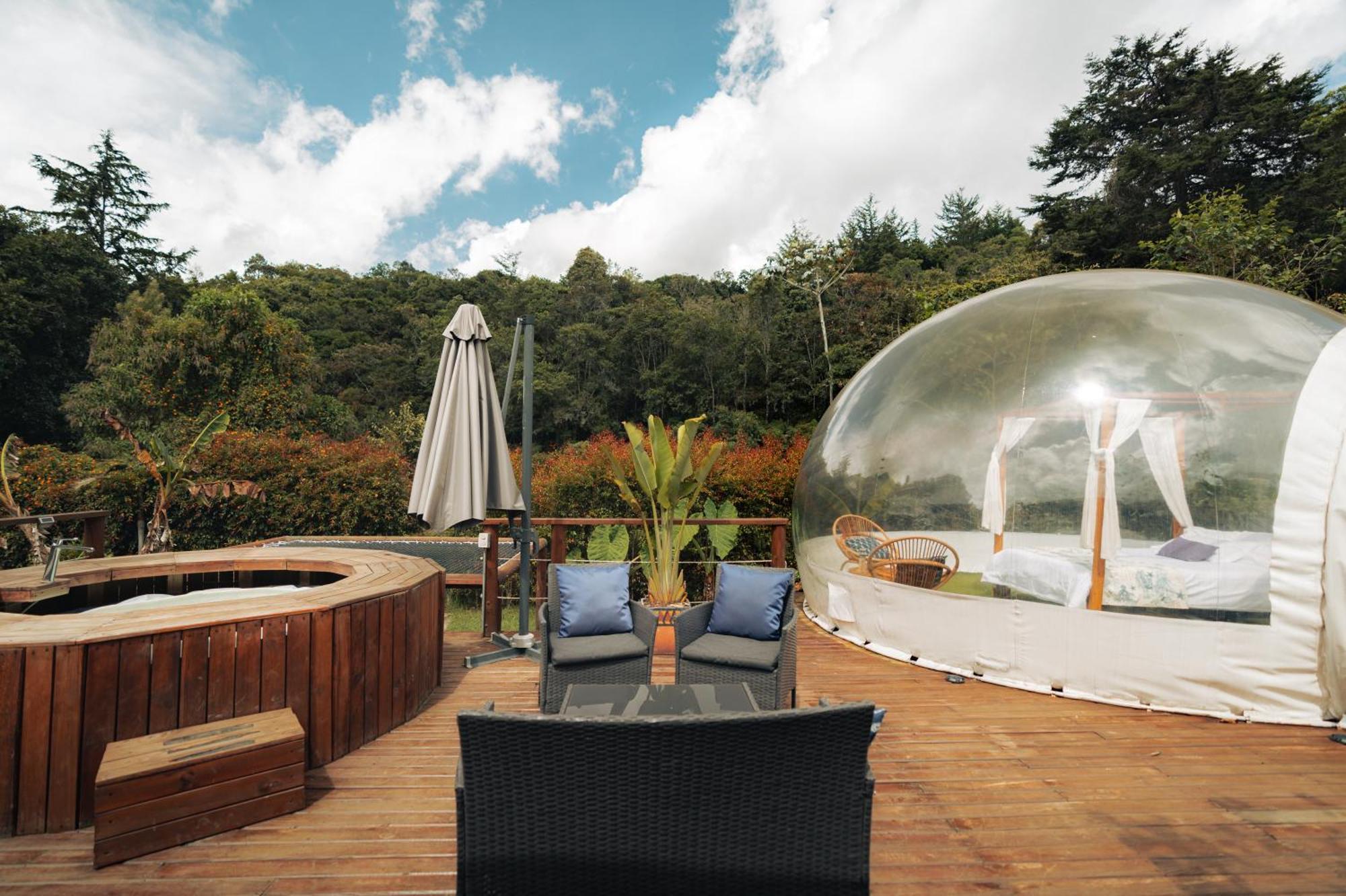 فندق Bubblesky Glamping 15 Min From Medellin ريونيغرو المظهر الخارجي الصورة