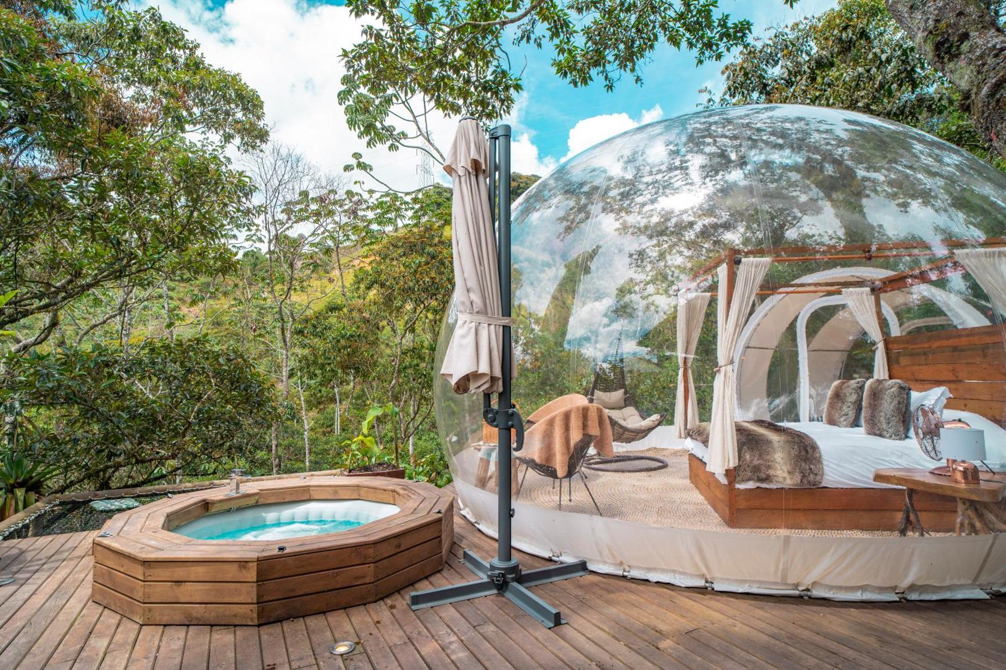 فندق Bubblesky Glamping 15 Min From Medellin ريونيغرو المظهر الخارجي الصورة